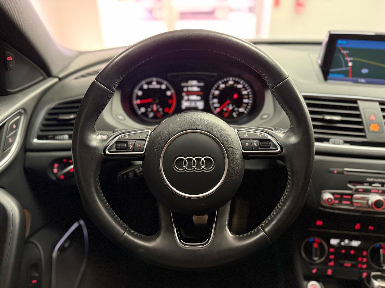 Used 2017 Audi Q3 2.0T Prestige w/ Prestige Package AWD/4WD image 28