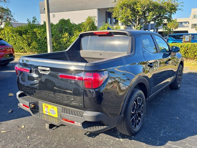 Used 2022 Hyundai Santa Cruz SEL image 3