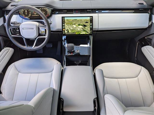 New 2025 Land Rover Range Rover Sport SE image 14