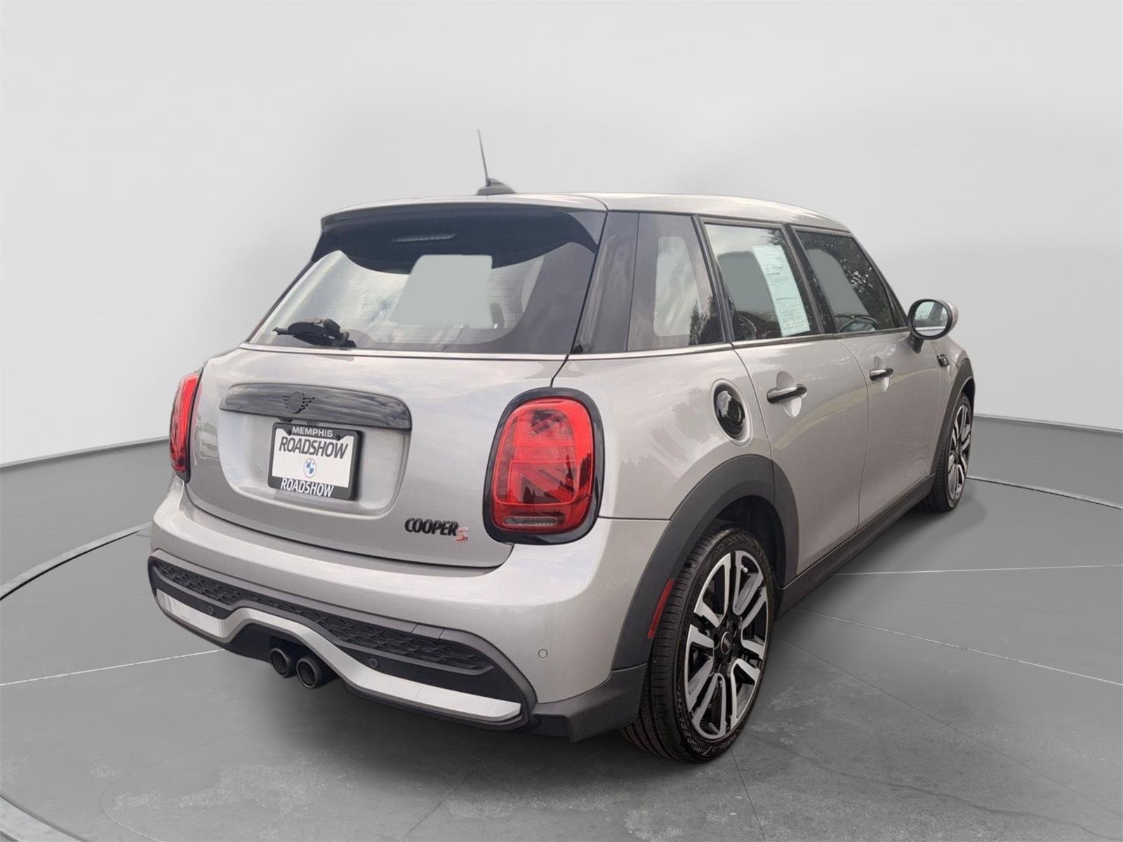 Used 2024 MINI Cooper S FWD image 5