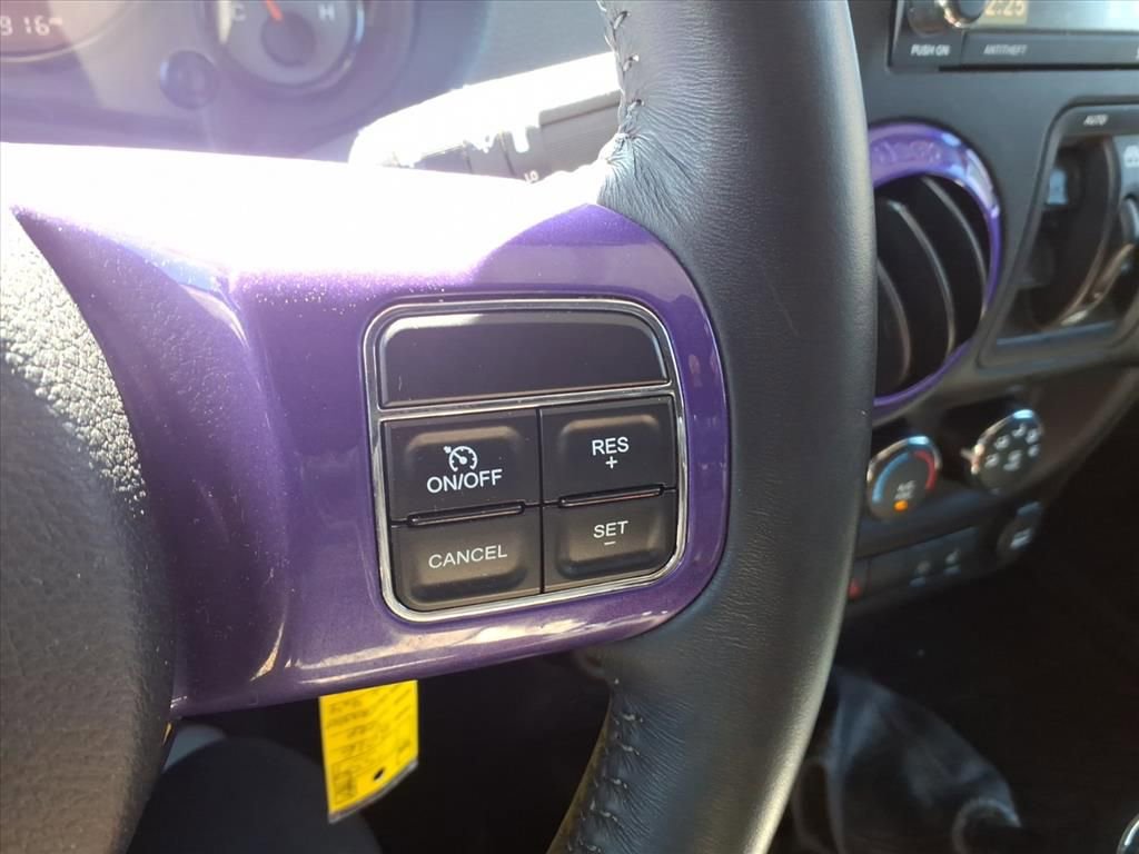 Used 2016 Jeep Wrangler Unlimited Sahara image 18