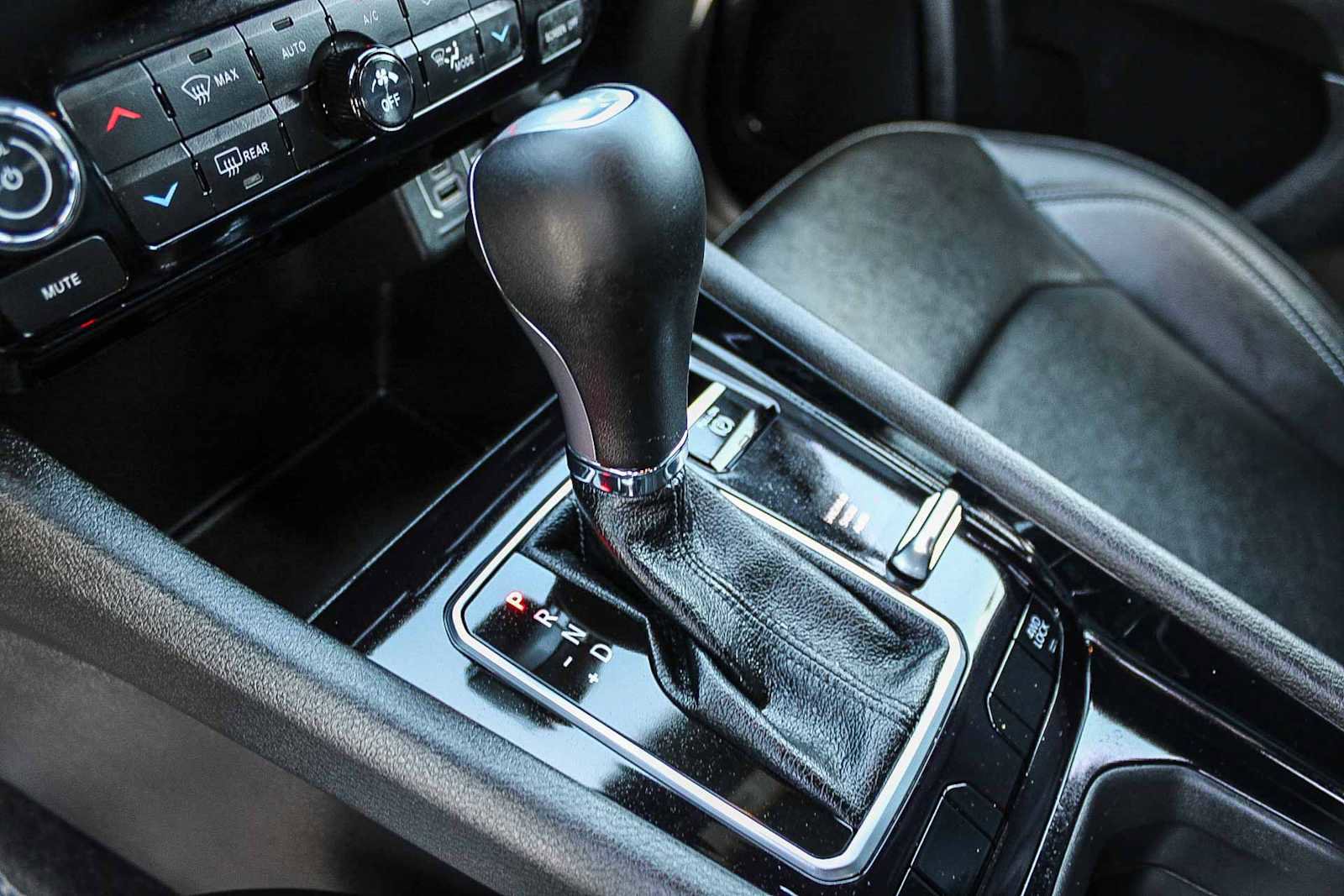 Used 2026 Jeep Compass Limited image 19