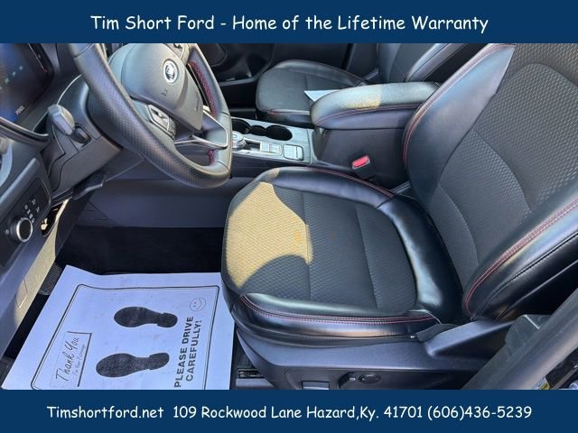 Used 2025 Ford Escape ST-Line image 11