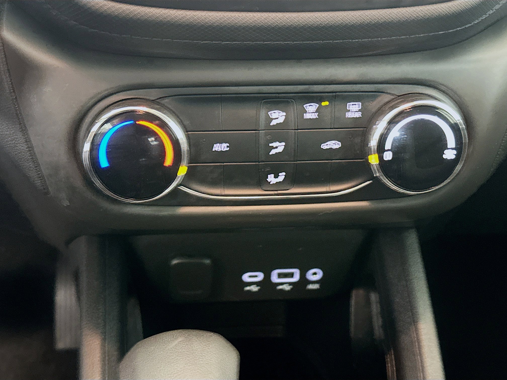 Used 2021 Chevrolet TrailBlazer L image 23