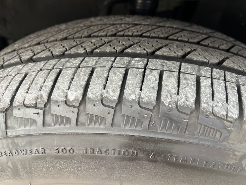 Used 2024 Nissan Pathfinder Platinum image 29