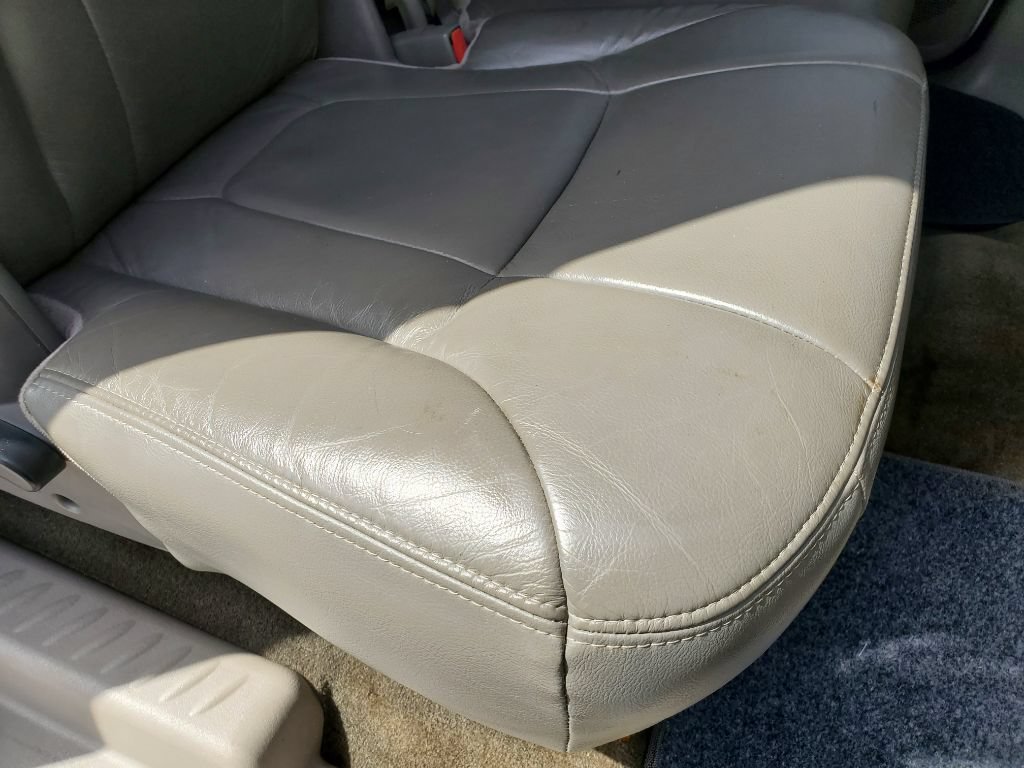 Used 2004 Chevrolet TrailBlazer 4WD w/ LT Preferred Equipment Group image 32