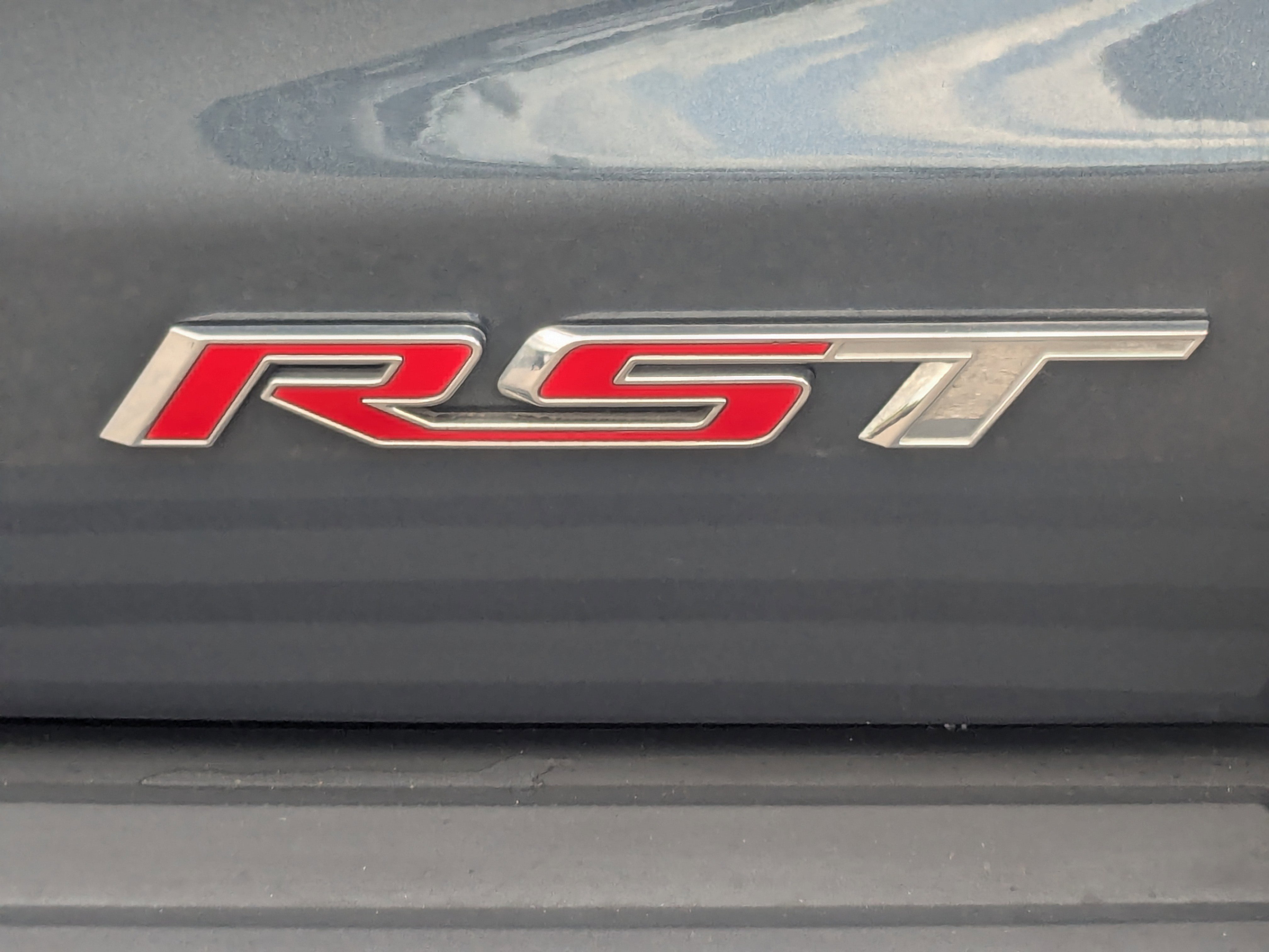 Used 2020 Chevrolet Suburban Premier image 14