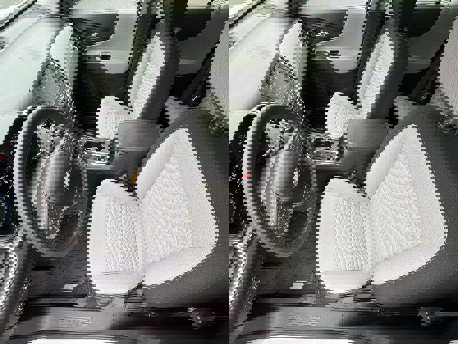 Used 2021 Chevrolet Equinox LS w/ LPO, Floor Liner Package image 3