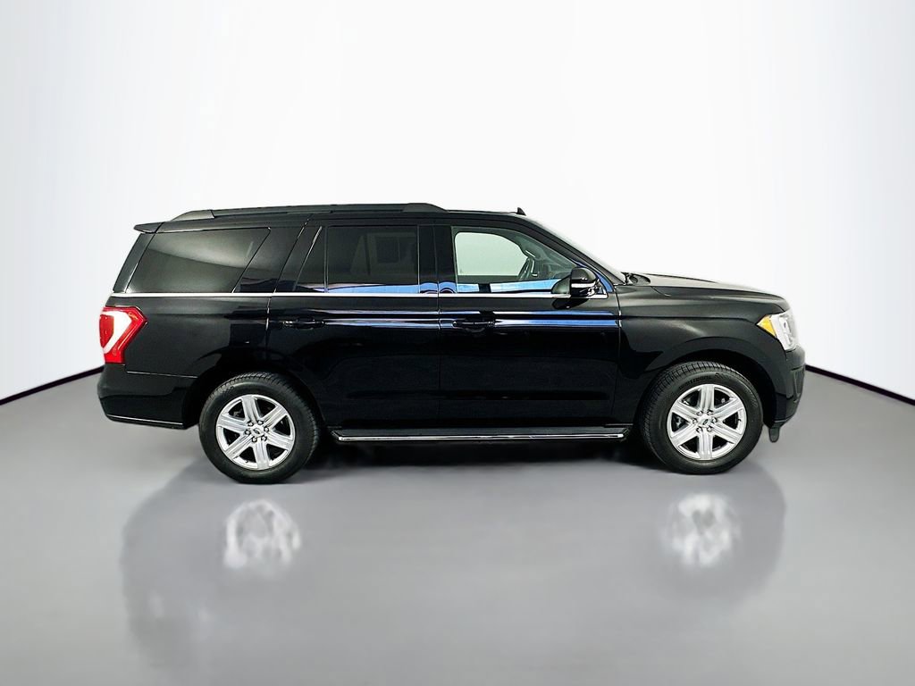 Used 2019 Ford Expedition XLT w/ Equipment Group 202A image 8