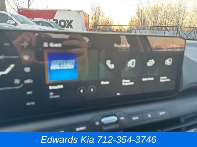 New 2025 Kia K4 EX image 23