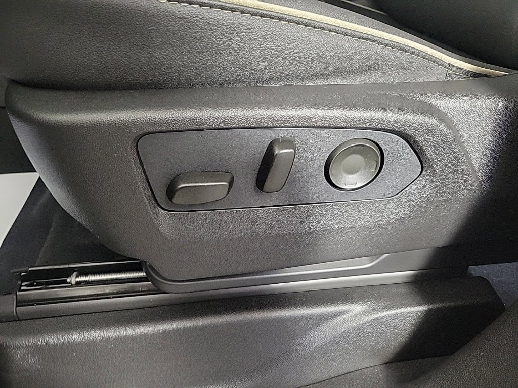 New 2026 Chevrolet Suburban Premier w/ Sun And Tow Package image 19