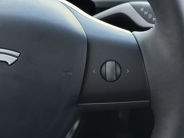 Used 2024 Tesla Model Y Long Range image 14