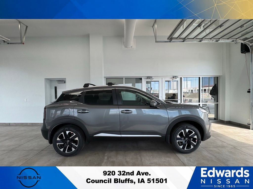 New 2025 Nissan Kicks SV w/ SV Premium Package AWD/4WD image 2