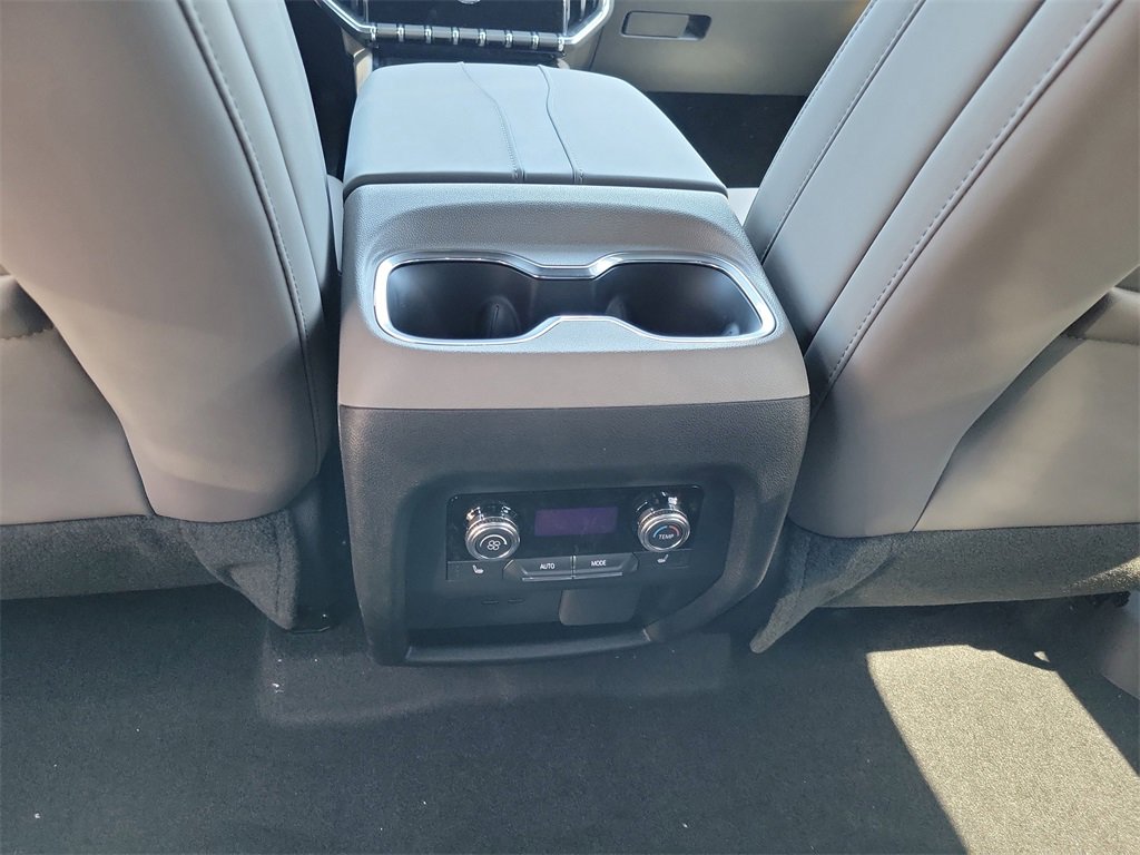 New 2025 GMC Acadia Elevation w/ Super Cruise Package image 30