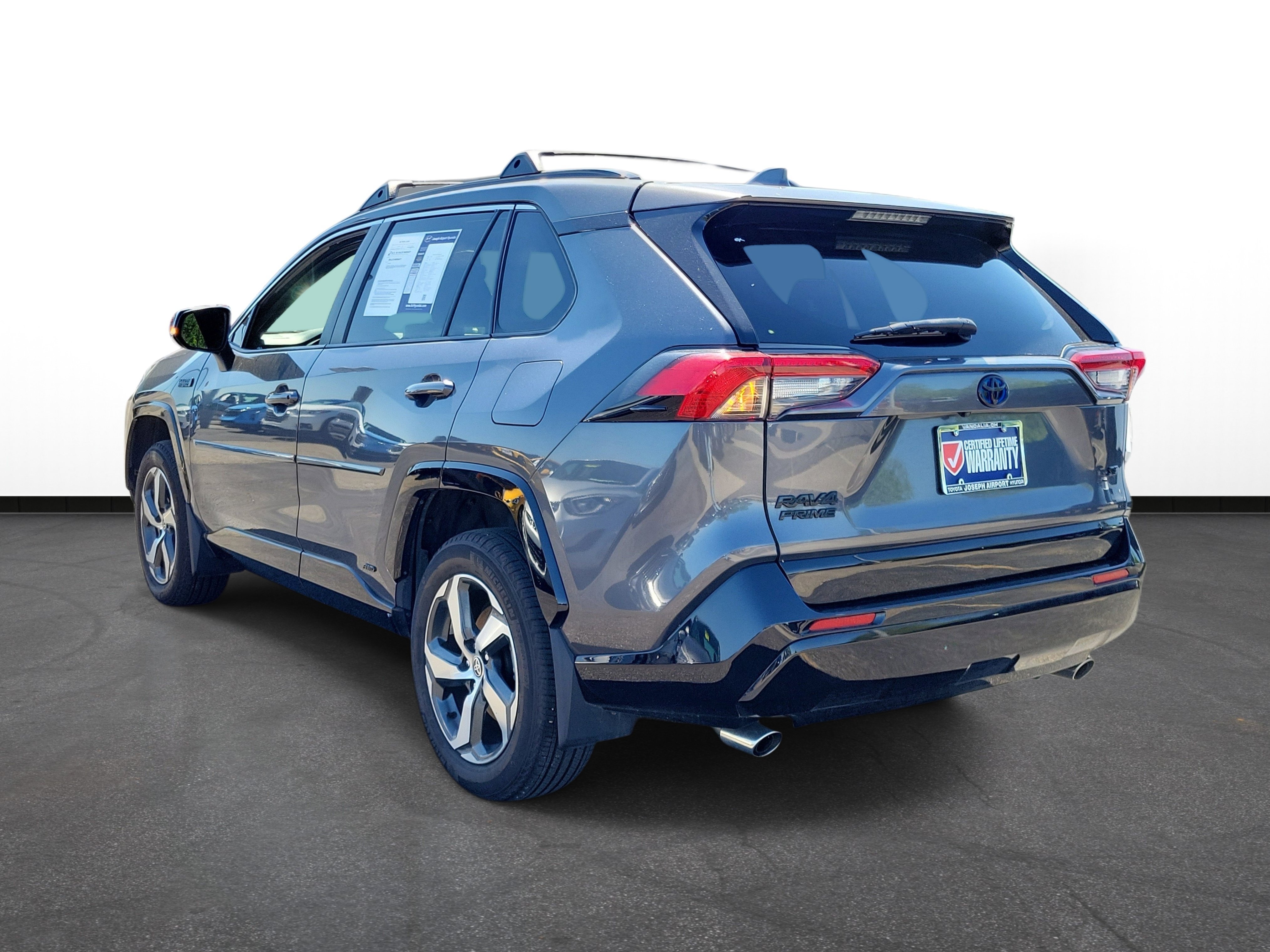 Used 2023 Toyota RAV4 SE w/ Weather & Moonroof Package AWD/4WD image 3