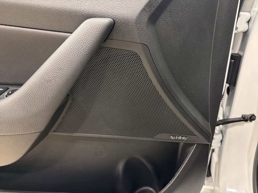 Used 2018 Hyundai Sonata Limited w/ Limited Ultimate Package 03 image 28