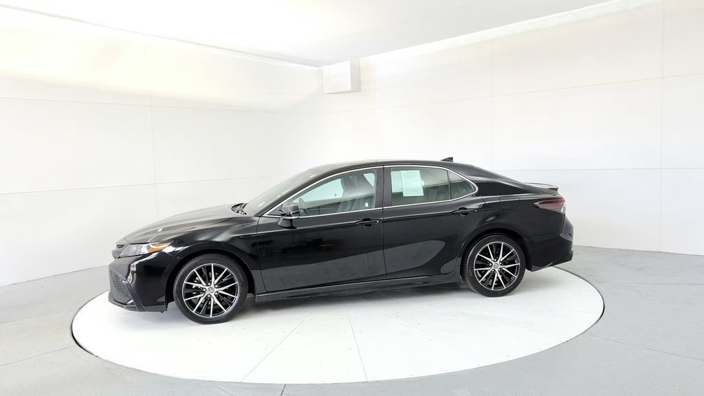 Certified 2024 Toyota Camry SE w/ Cold Weather Package AWD/4WD image 3