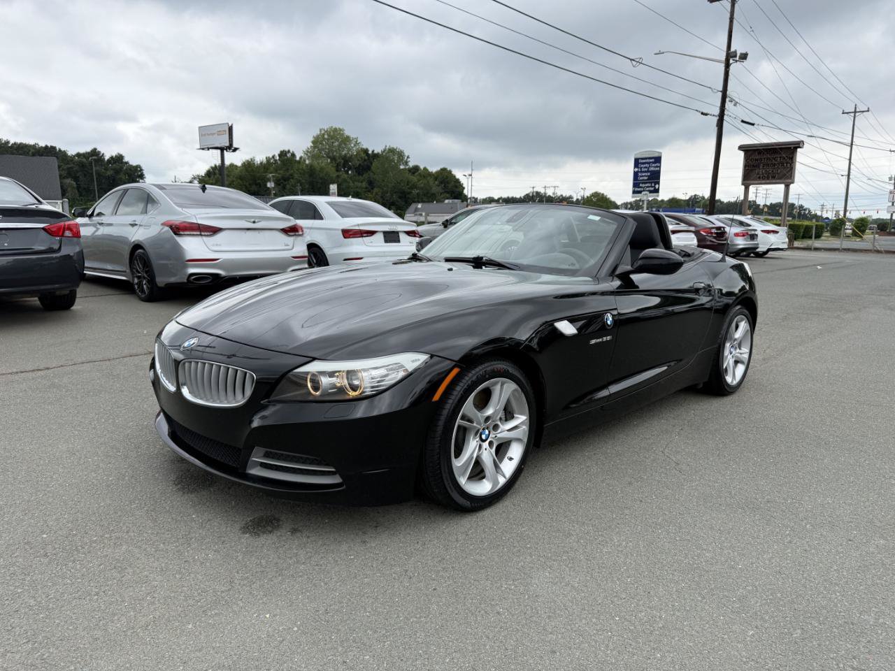 Used 2012 BMW Z4 sDrive35i RWD image 2