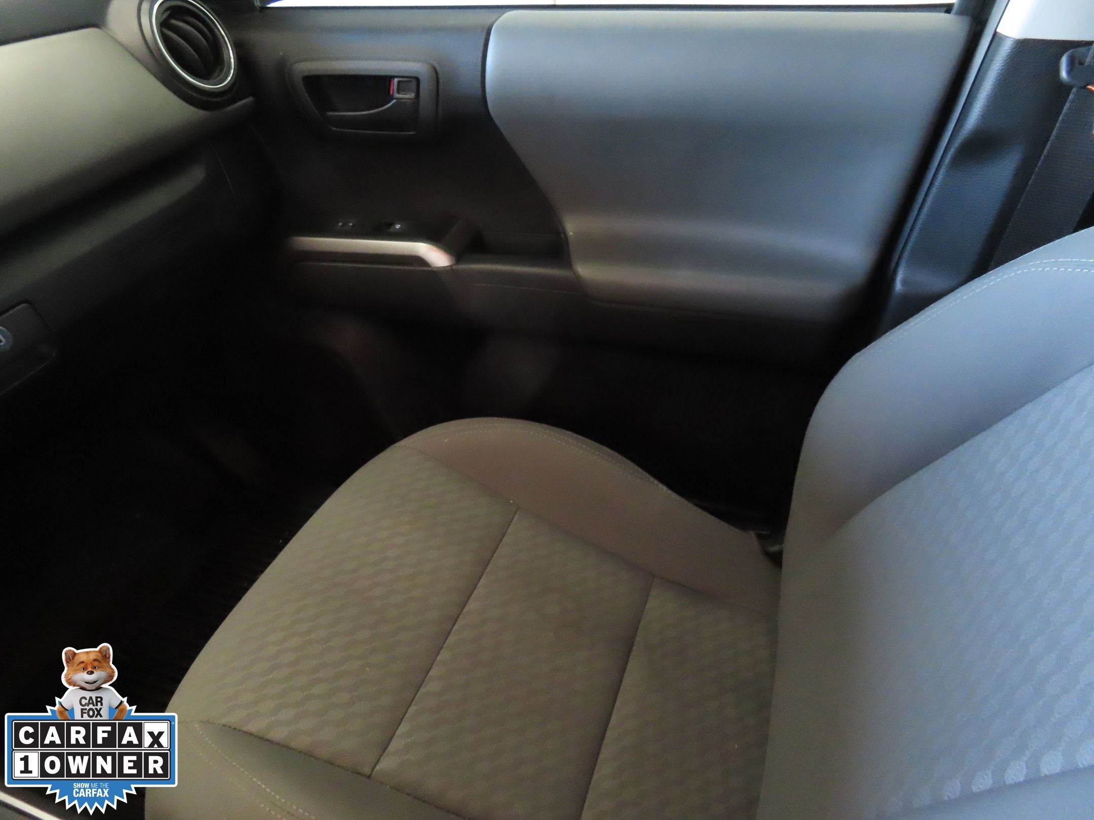 Used 2023 Toyota Tacoma SR5 image 21