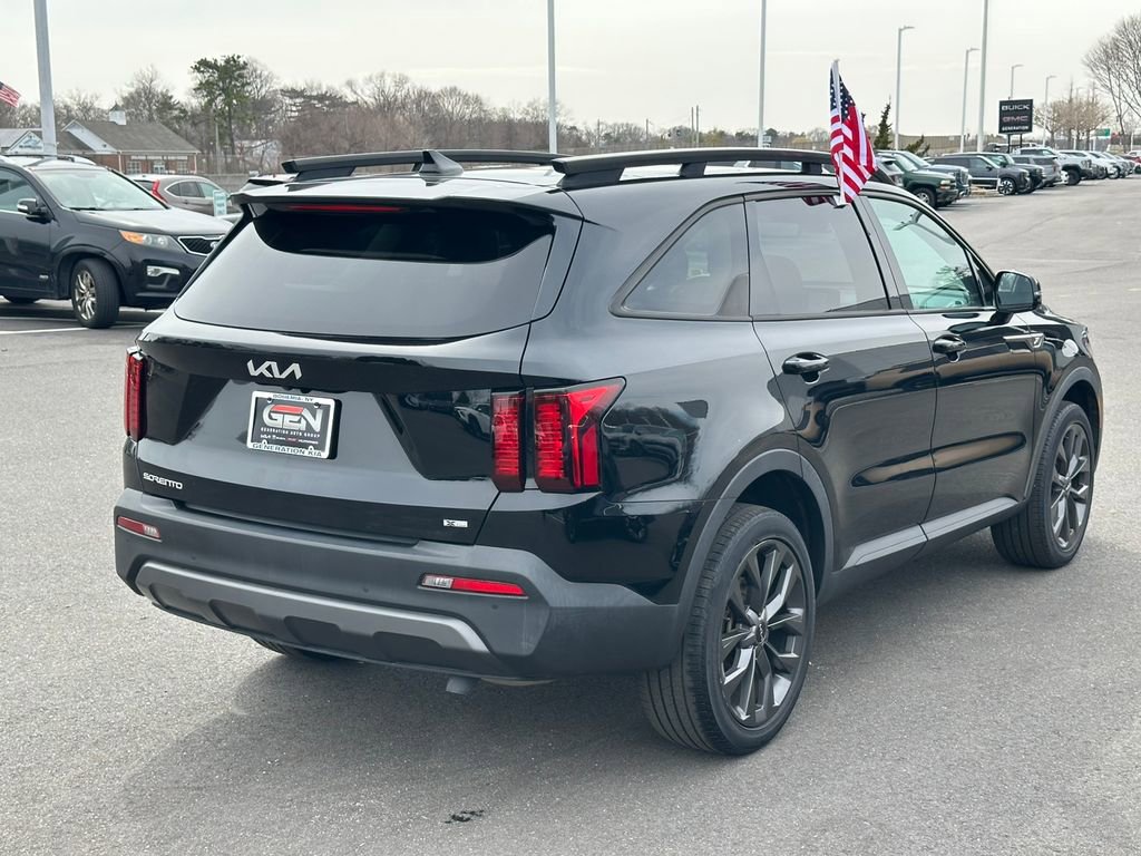Used 2023 Kia Sorento X-Line EX image 4