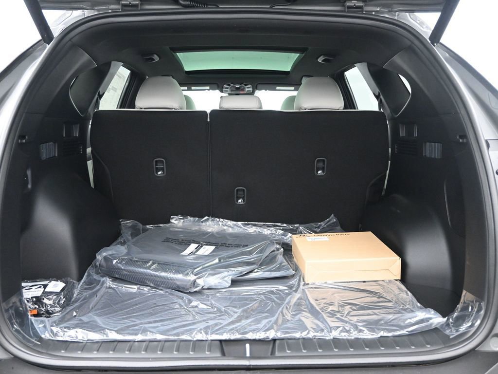 New 2026 Hyundai Tucson Limited image 30