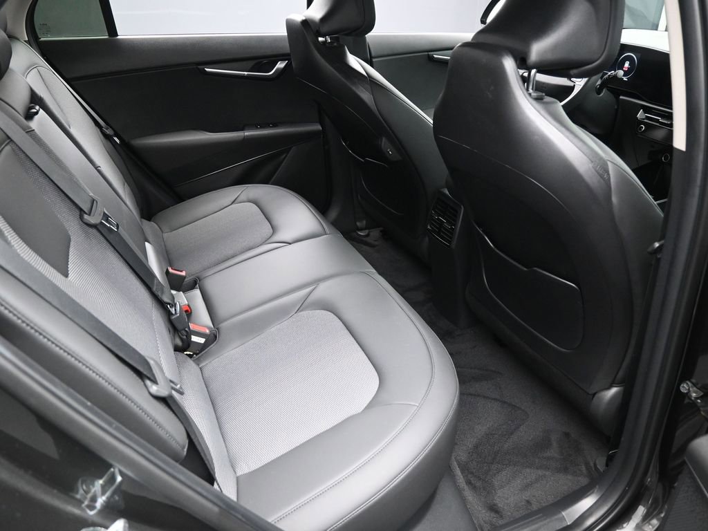 Used 2024 Kia Niro Wind w/ Wind Preserve Package image 29