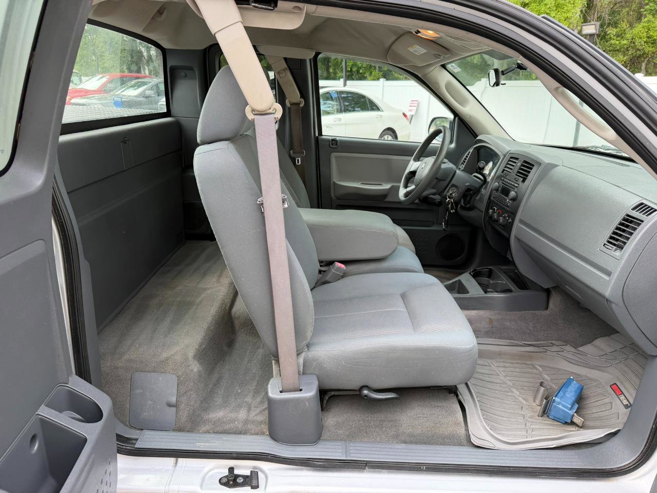 Used 2005 Dodge Dakota ST RWD image 33