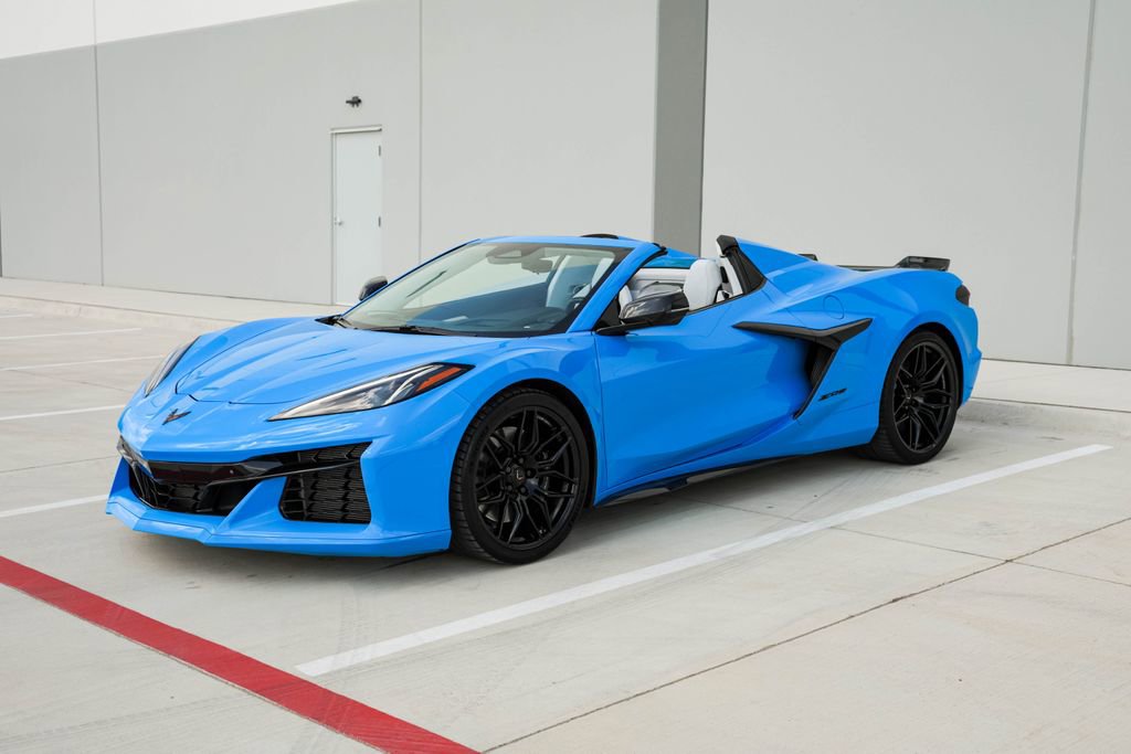 Used 2025 Chevrolet Corvette Z06 w/ Battery Protection Package RWD image 28