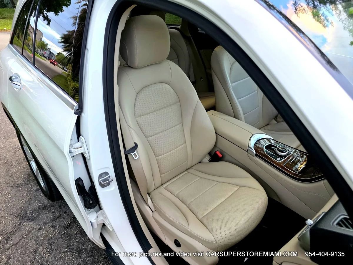 Used 2018 Mercedes-Benz GLC 300 w/ Premium Package image 42