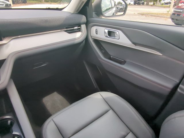 New 2026 Ford Explorer Active w/ Active Comfort Package RWD image 18