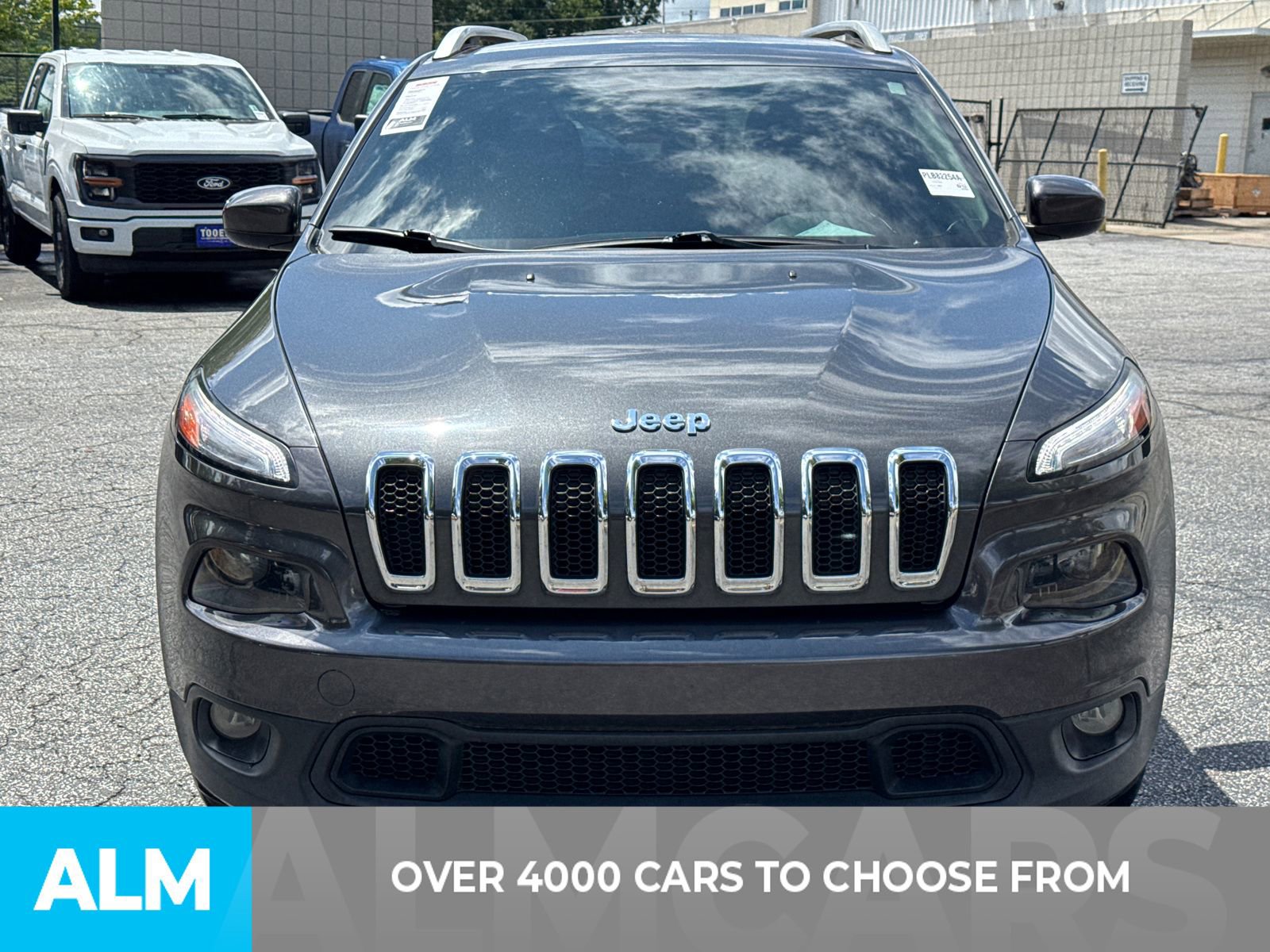 Used 2014 Jeep Cherokee Latitude image 3