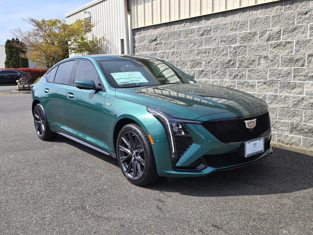 New 2026 Cadillac CT5 V w/ Platinum Package AWD/4WD image 12