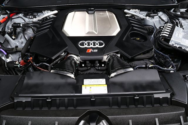 Used 2025 Audi RS 6 performance image 36
