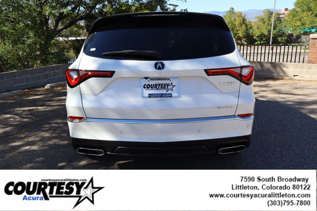 Used 2024 Acura MDX w/ Technology Package AWD/4WD image 5
