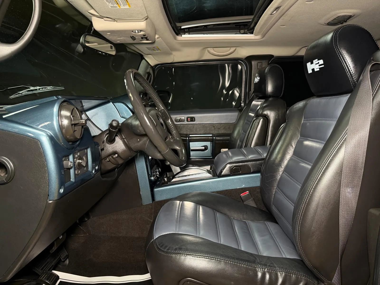 Used 2005 HUMMER H2 w/ Preferred Equipment Group AWD/4WD image 10
