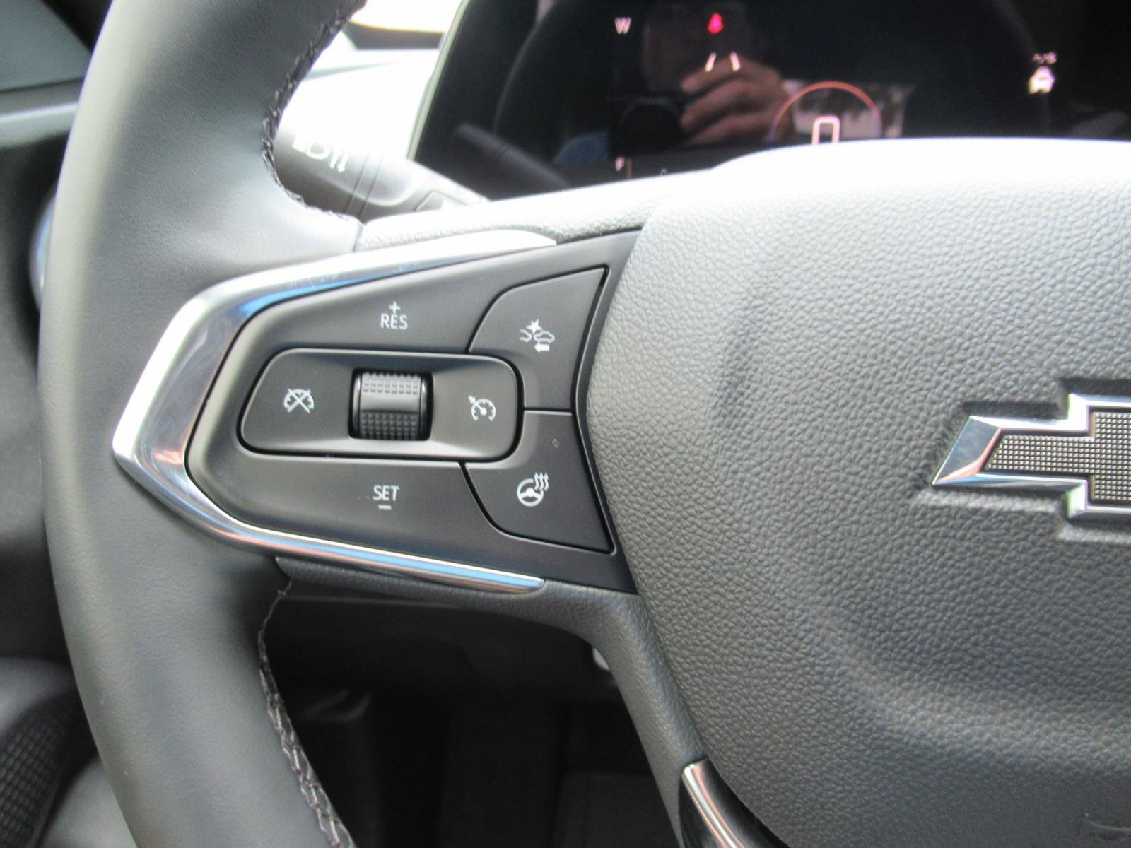 Used 2025 Chevrolet Trax ACTIV w/ Driver Confidence Package FWD image 24