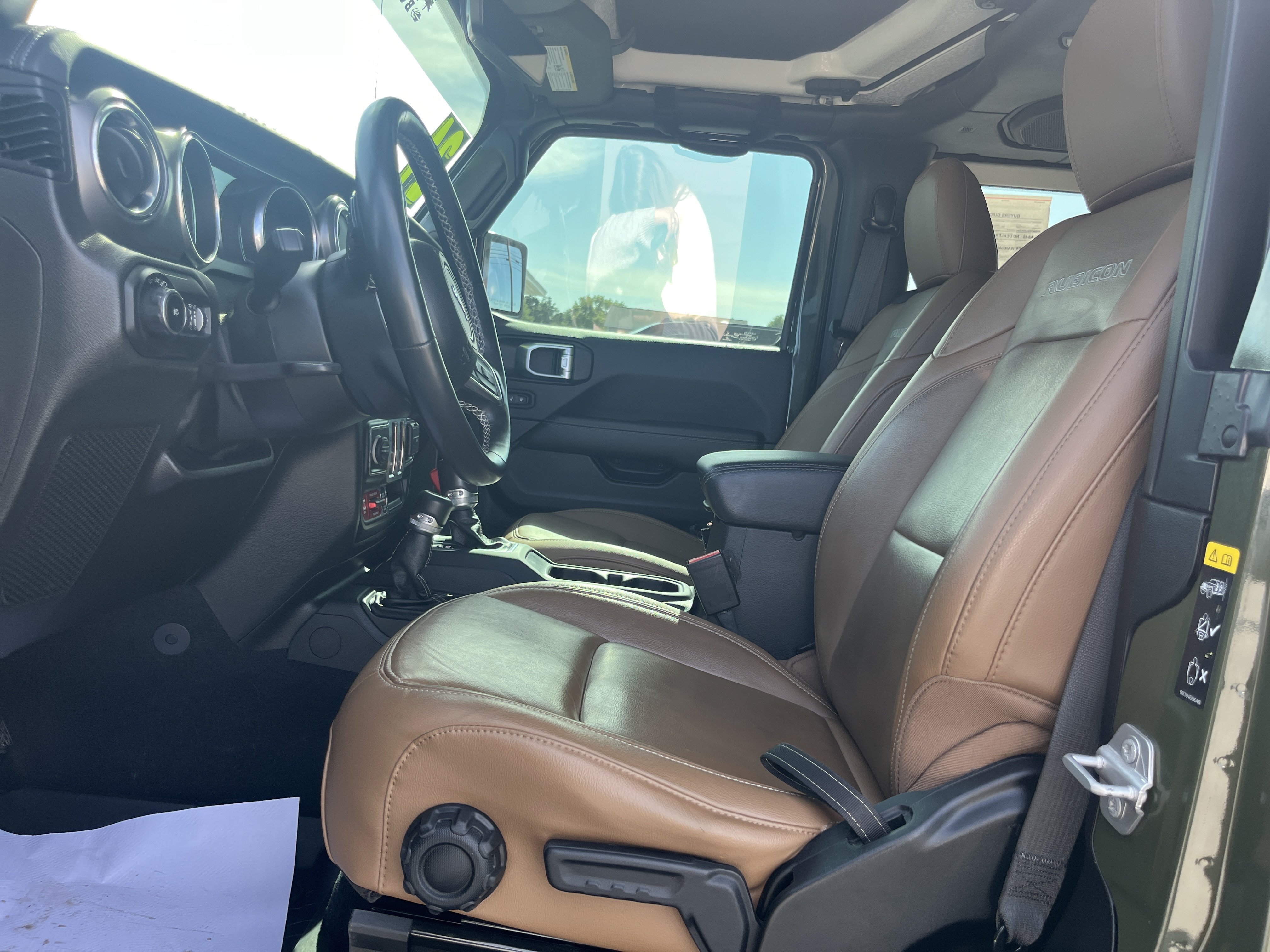 Used 2021 Jeep Wrangler Rubicon AWD/4WD image 5