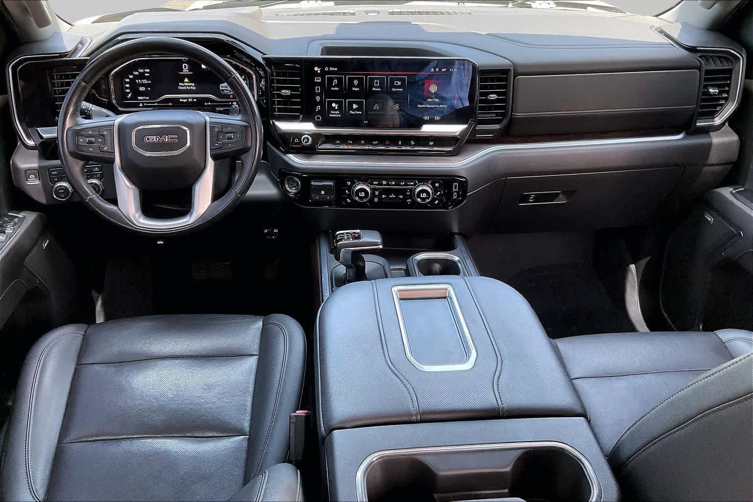 Used 2022 GMC Sierra 1500 SLT w/ SLT Premium Plus Package AWD/4WD image 16