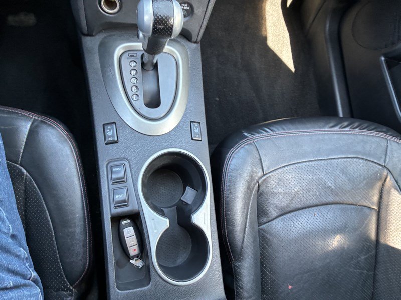 Used 2013 Nissan Rogue SL AWD/4WD image 8