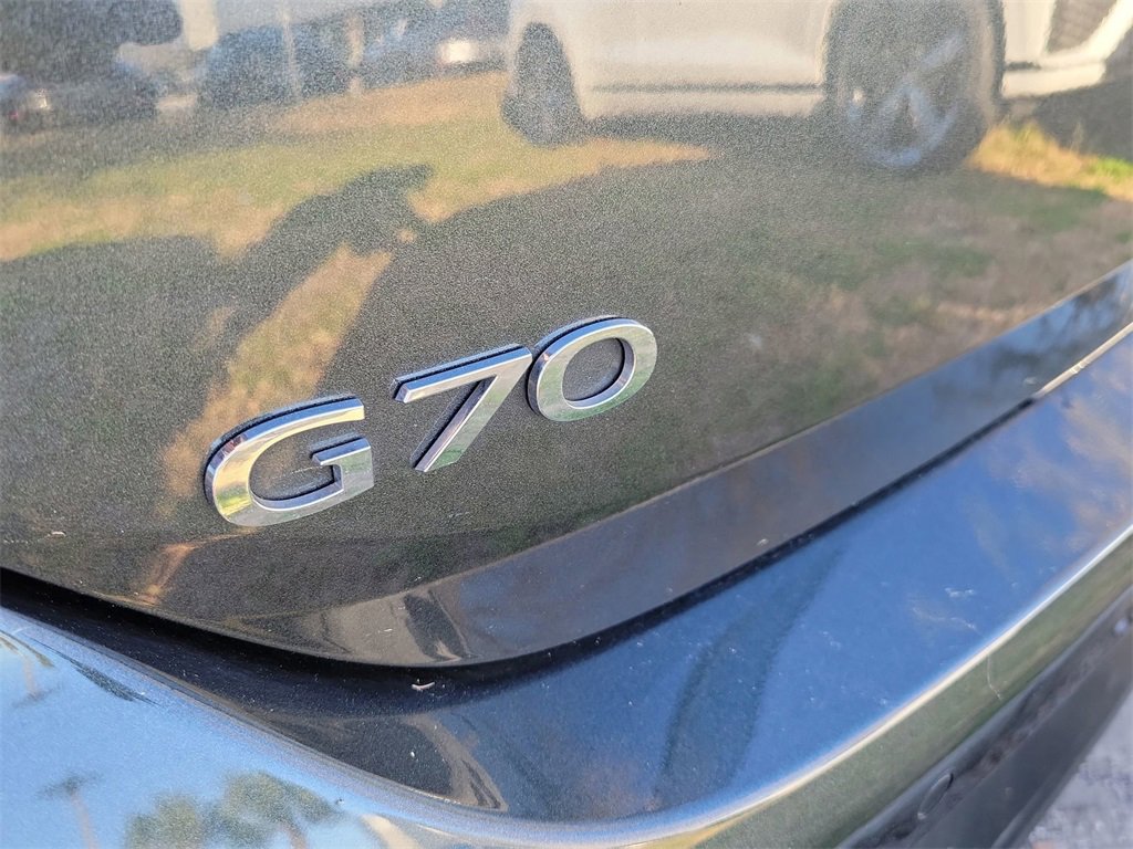 Used 2022 Genesis G70 3.3T image 6
