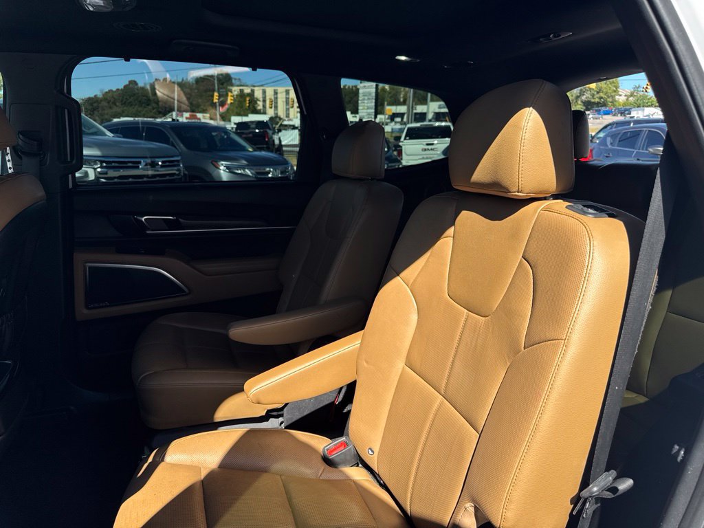 Used 2021 Kia Telluride SX w/ Nightfall Edition Package AWD/4WD image 28