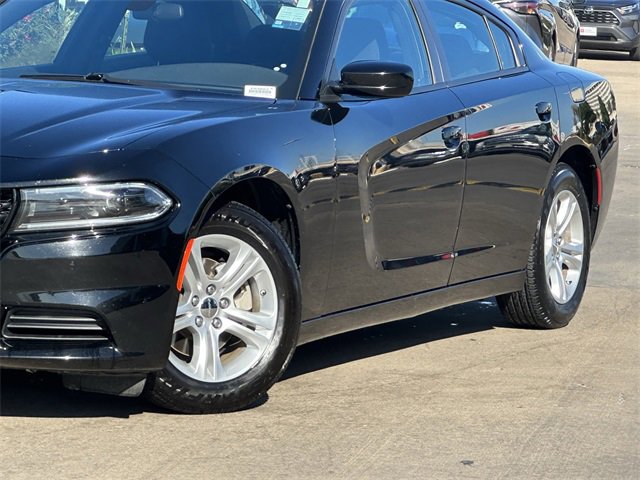 Used 2023 Dodge Charger SXT image 3