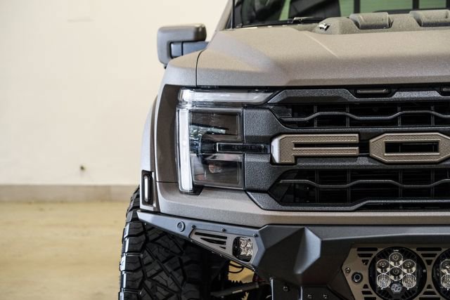 Used 2026 Ford F150 Raptor w/ Equipment Group 803A Raptor R AWD/4WD image 3
