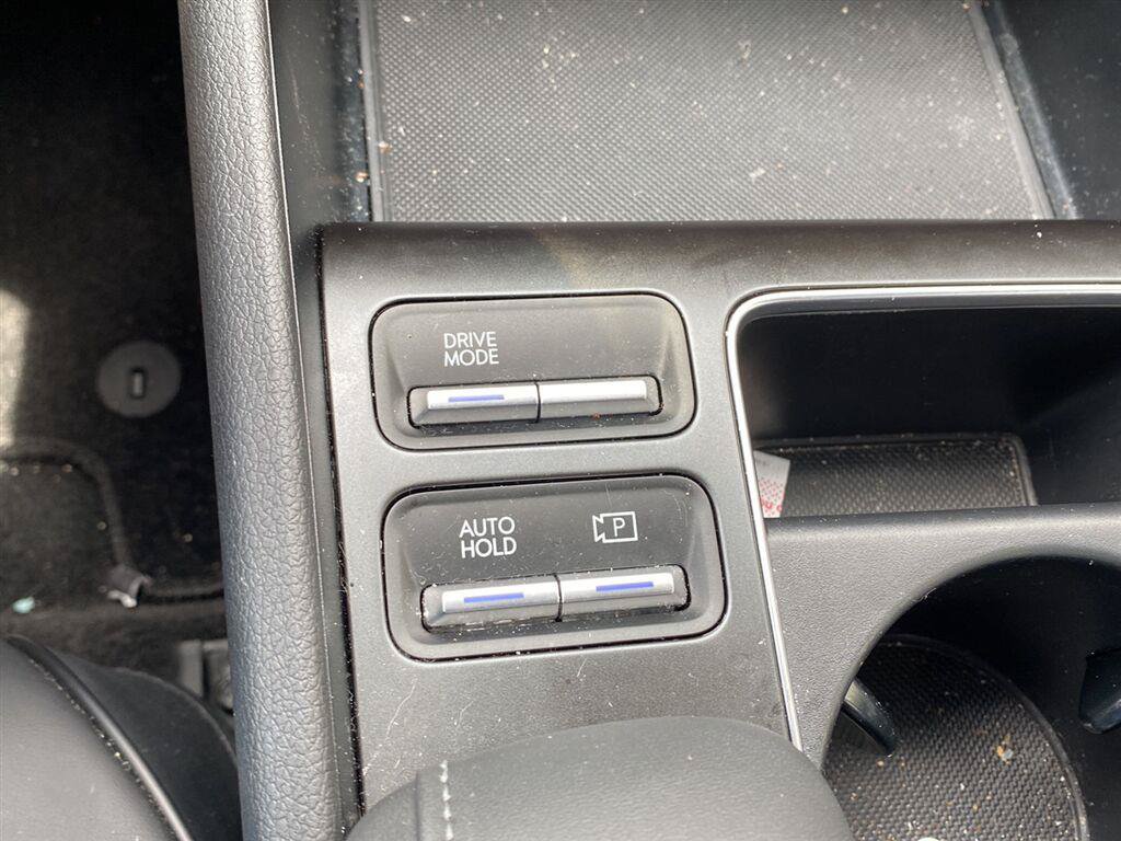 Used 2025 Hyundai Sonata SEL FWD image 31