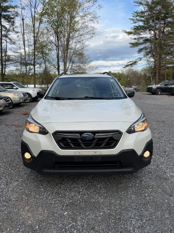Used 2021 Subaru Crosstrek 2.5i Sport w/ Moonroof Package AWD/4WD image 2