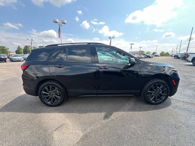 Used 2024 Chevrolet Equinox RS FWD image 4