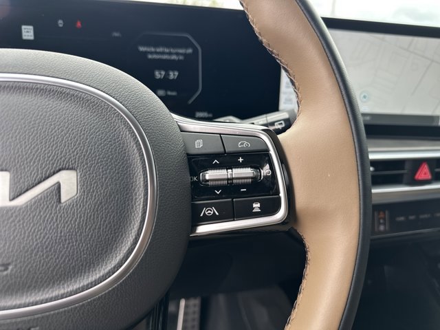 Used 2025 Kia Sorento SX Prestige w/ Olive Brown Leather Package image 30