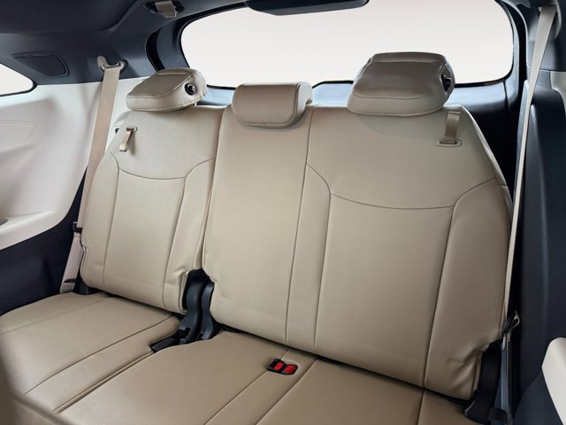 Certified 2024 Toyota Sienna XLE w/ XLE Plus Package image 12