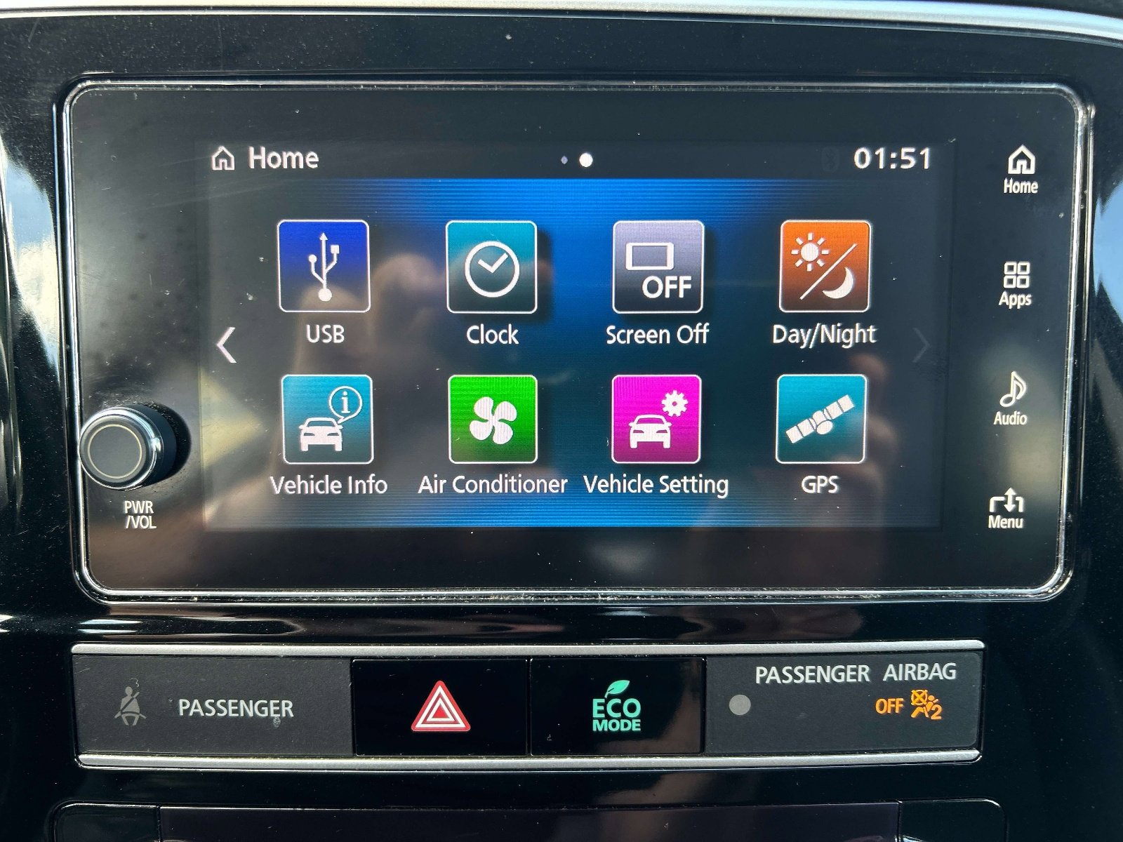 Used 2019 Mitsubishi Outlander SE image 24