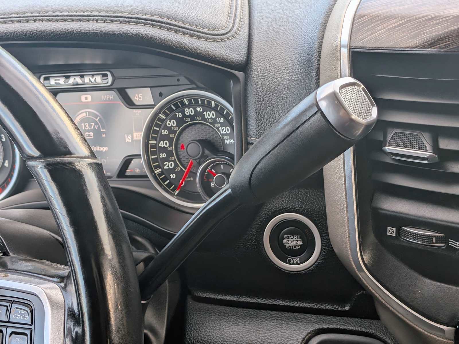 Used 2020 RAM 2500 Laramie image 34